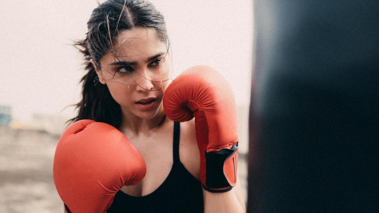 Sharvari recalls ‘countless muscle pulls’ over boxing preparation for ‘Vedaa’