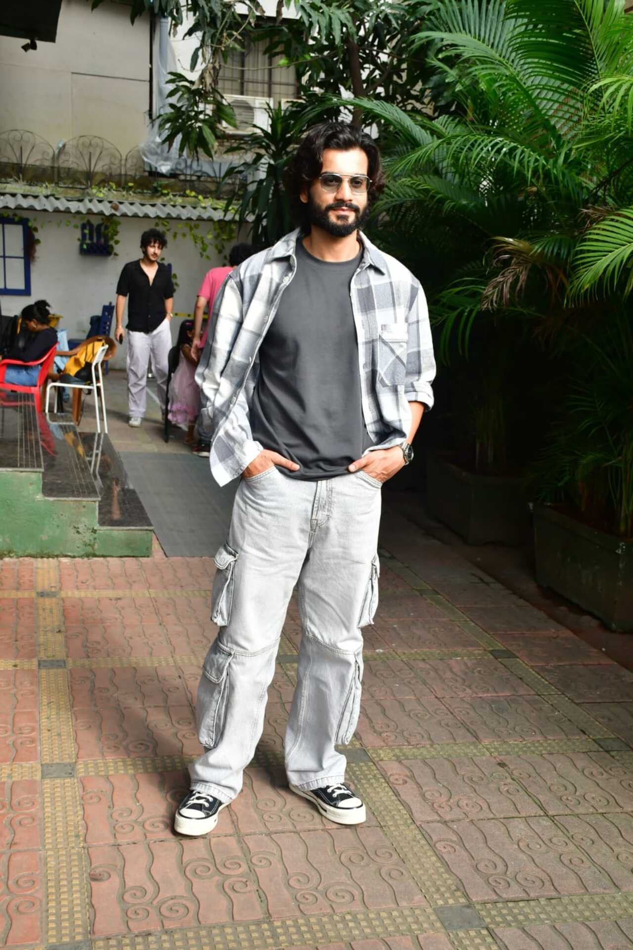 Sunny Kaushal poses for the paps after the release of his film 'Phir Aayi Hasseen Dilrubba'