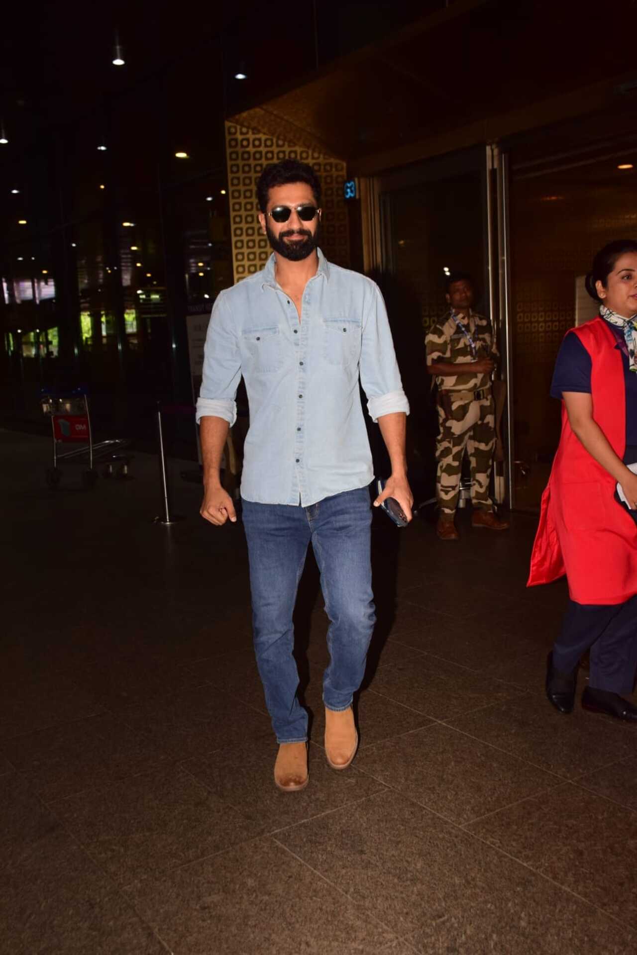 Vicky Kaushal looked dapper as he got spotted at the airport