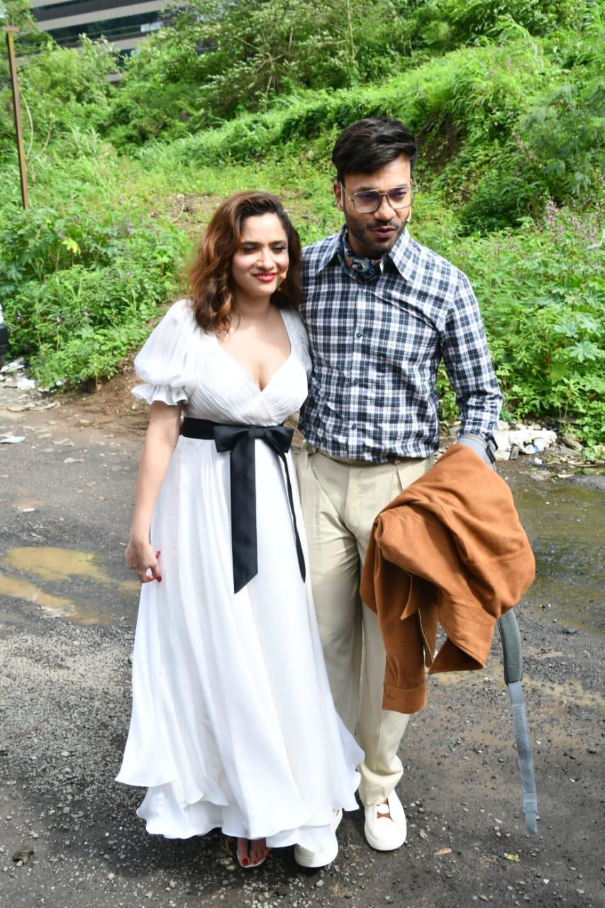 Ankita Lokhande honoured Madhubala in an elegant white dress, accompanied by her husband Vicky Jain