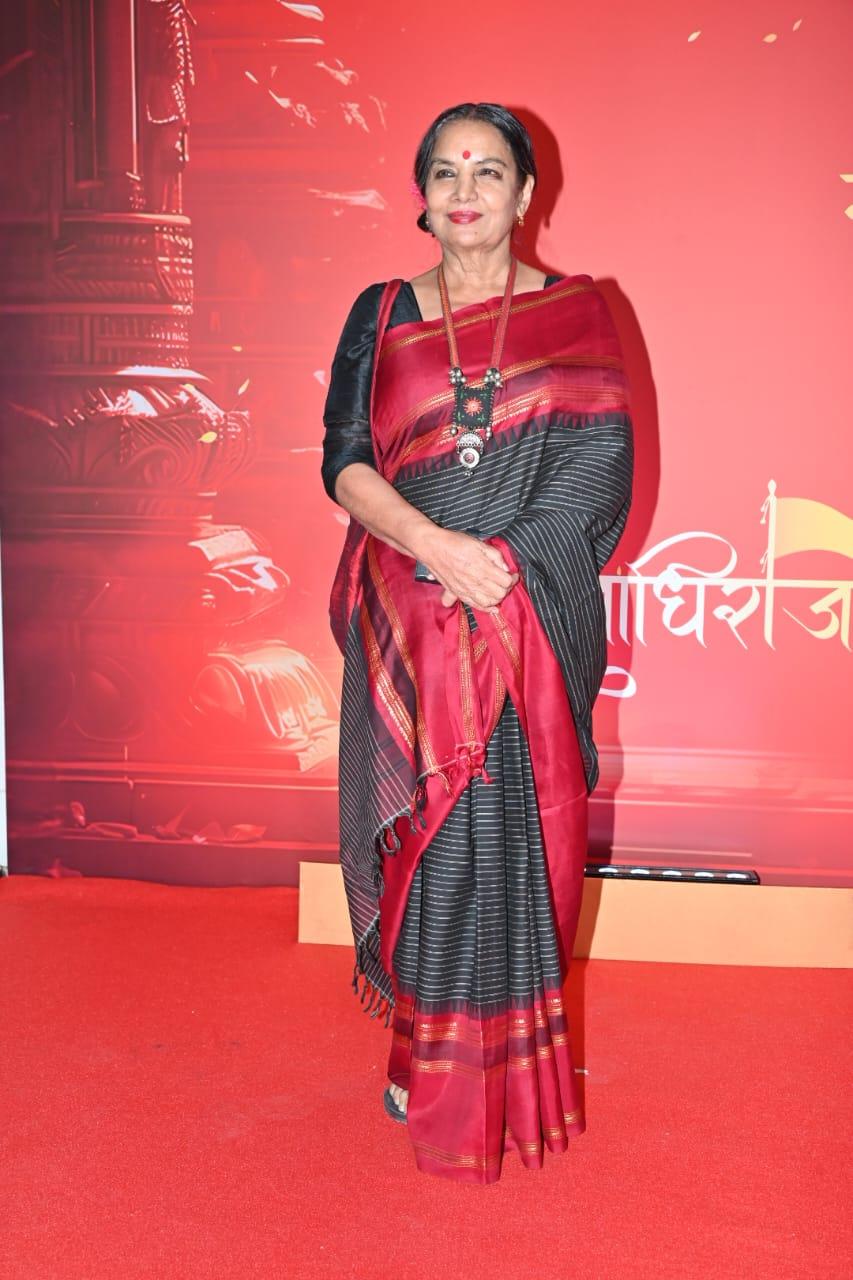 Picture of grace: Shabana Azmi arrived in a beautiful six yards of grace for the Rajadhiraaj: Love Life Leela’s grand premiere