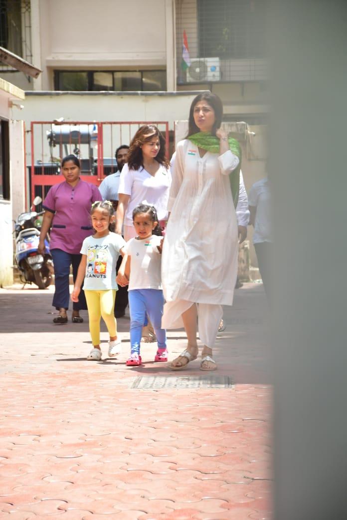Shilpa was spotted with two little children as they celebrated Independence Day 2024