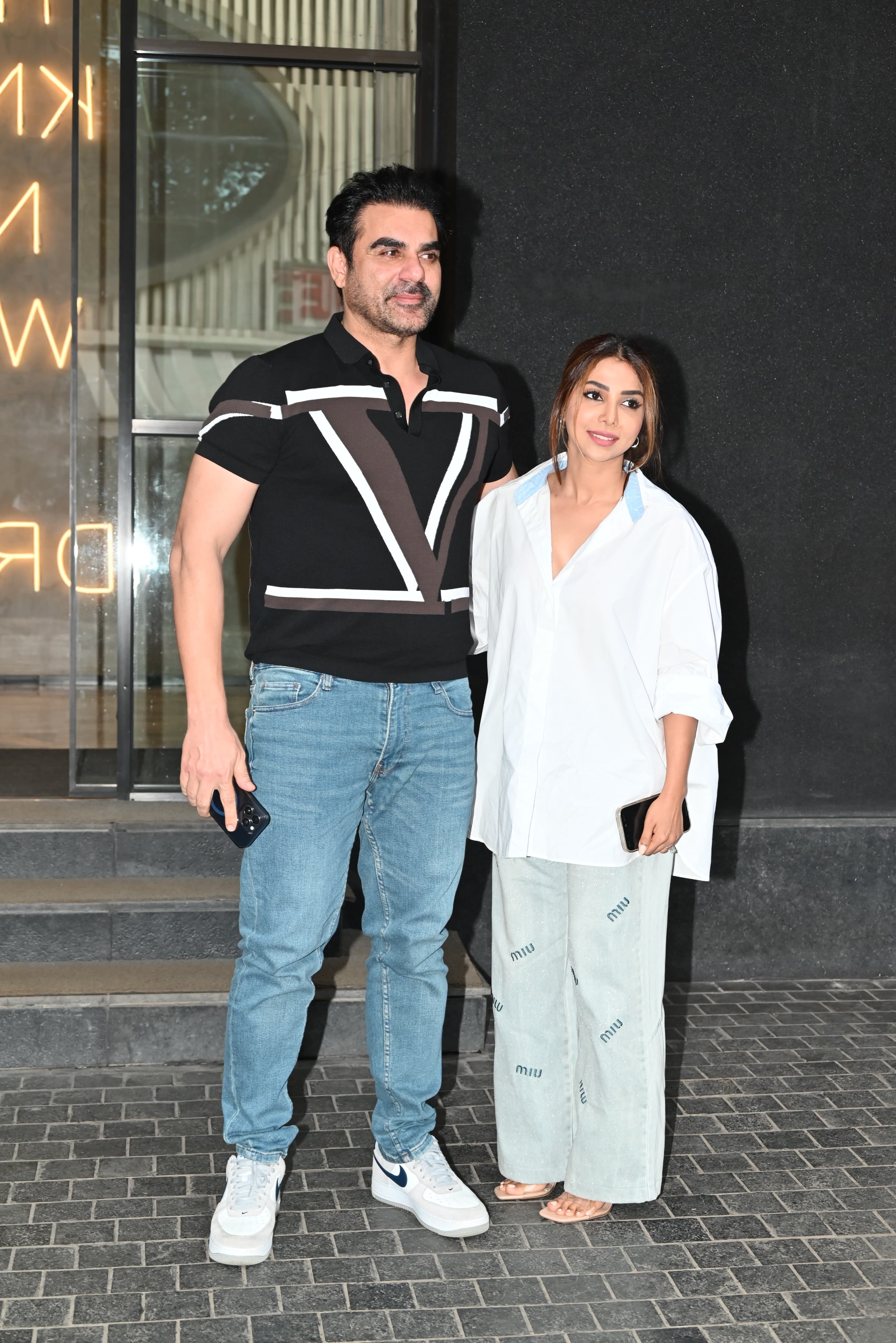 Salim Khan's son Arbaaz was clicked arriving alongside his wife Sshura Khan