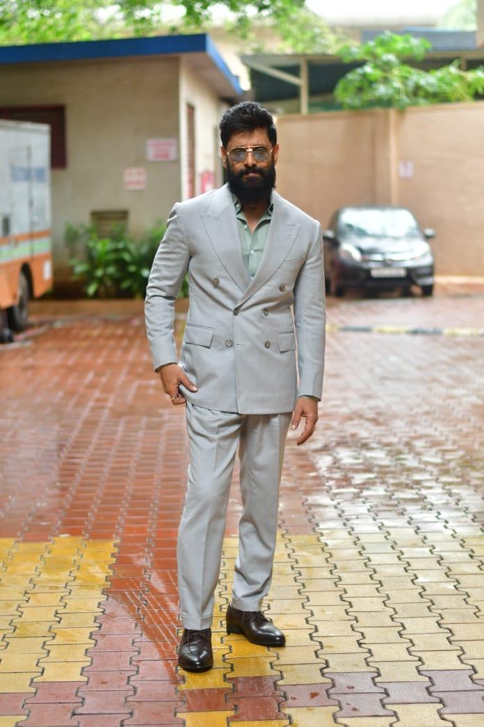 Chiyaan Vikram arrived in a stylish grey suit for Thangalaan promotion
