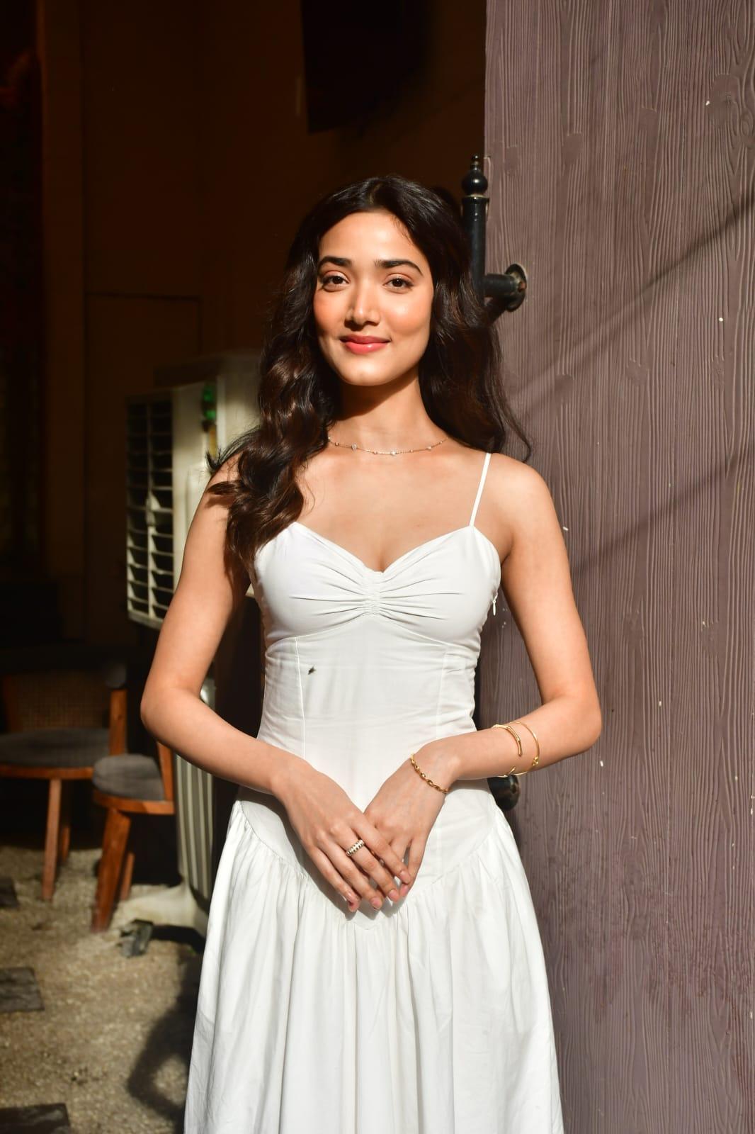 Medha Shankar was spotted in a beautiful white dress in Mumbai