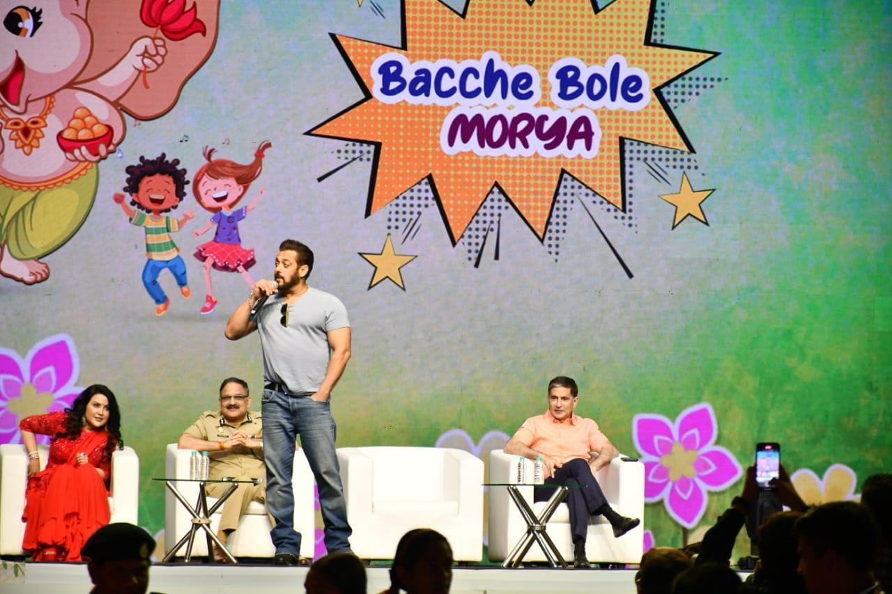 Salman Khan brought his signature 'Bhai' energy to an event in Mumbai, where he was a special guest alongside Kailash Kher and Sonu Nigam