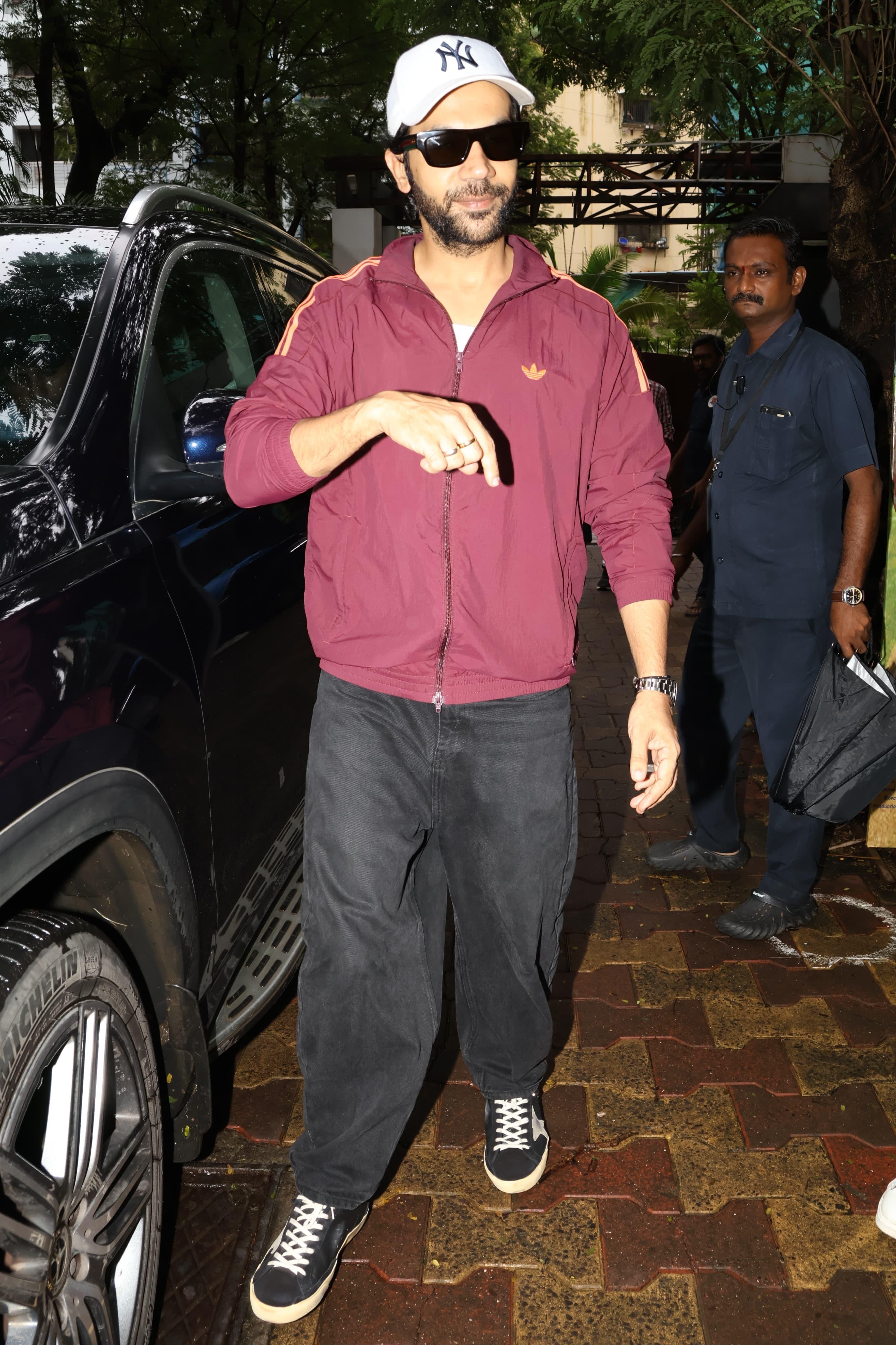 Rajkummar Rao arrived at the set to promote the movie alongside Shraddha Kapoor