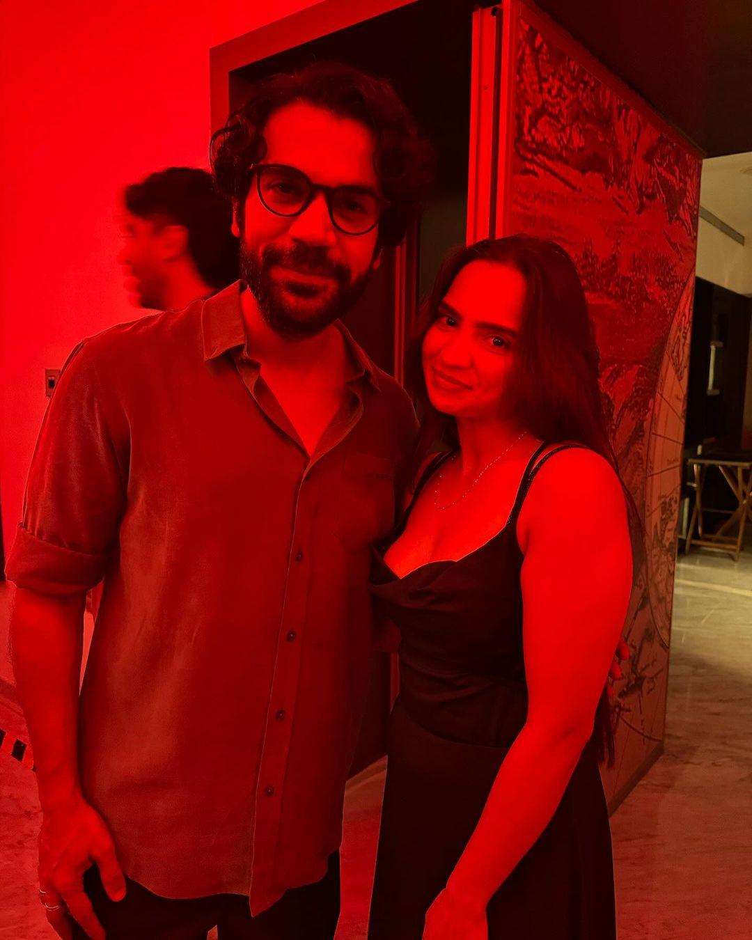 We got to see glimpses of our favourite stars, Rajkummar Rao, Shraddha Kapoor and even Kriti Sanon (Pic/4rshishaikh)