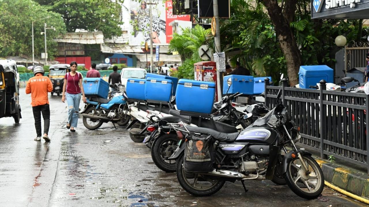 Bangladesh protest Unrest situation worsens in Dhaka, rubber bullets