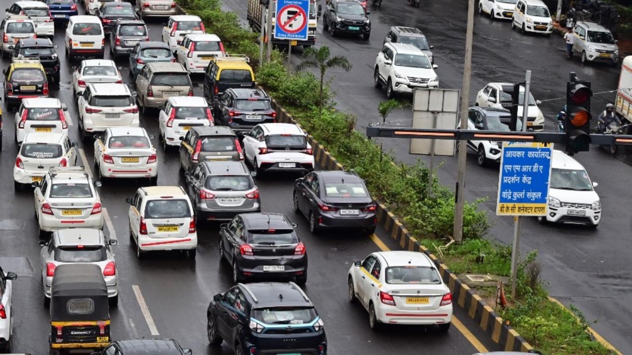 According to the traffic police, light vehicles coming from Kurla via LBS Road and Sant Rohidas Road should turn right at Pehalwan Naresh Mane Chowk and follow Sant Rohidas Road, Ashok Mill Naka, K.K. Krishnan Menan Marg, Kumbharwada Junction, Sulochana Shetty Road, and Sion hospital Bridge