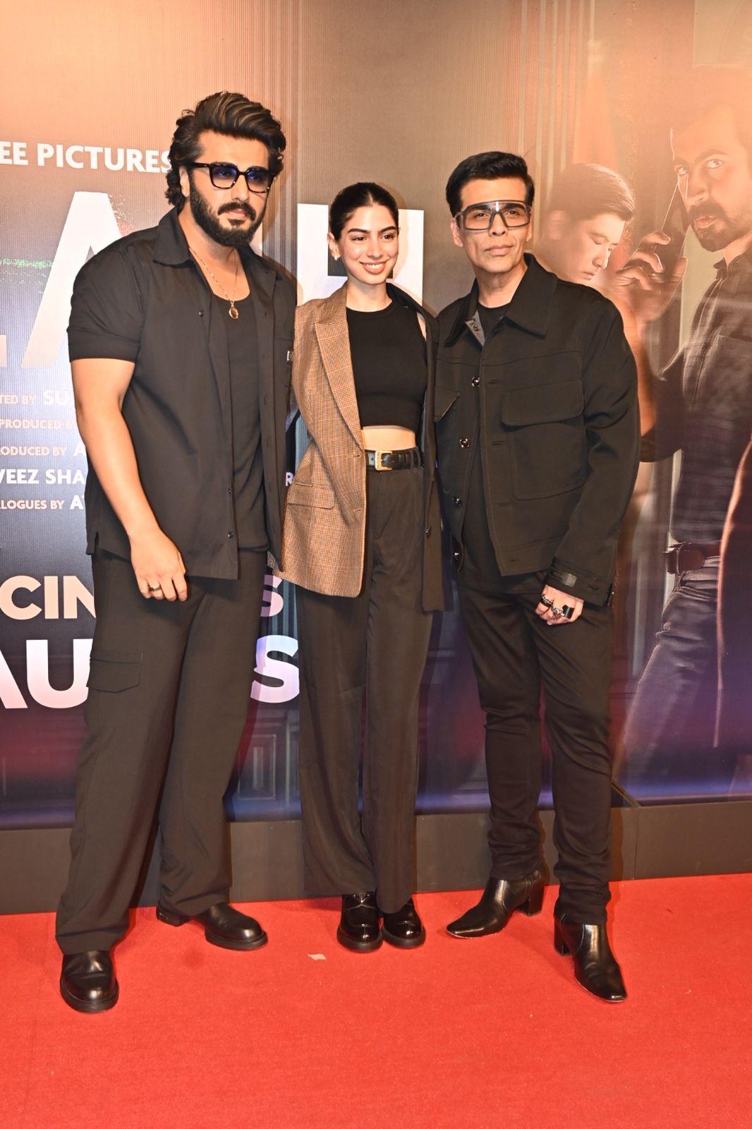 Arjun Kapoor then posed with Khushi Kapoor and Karan Johar