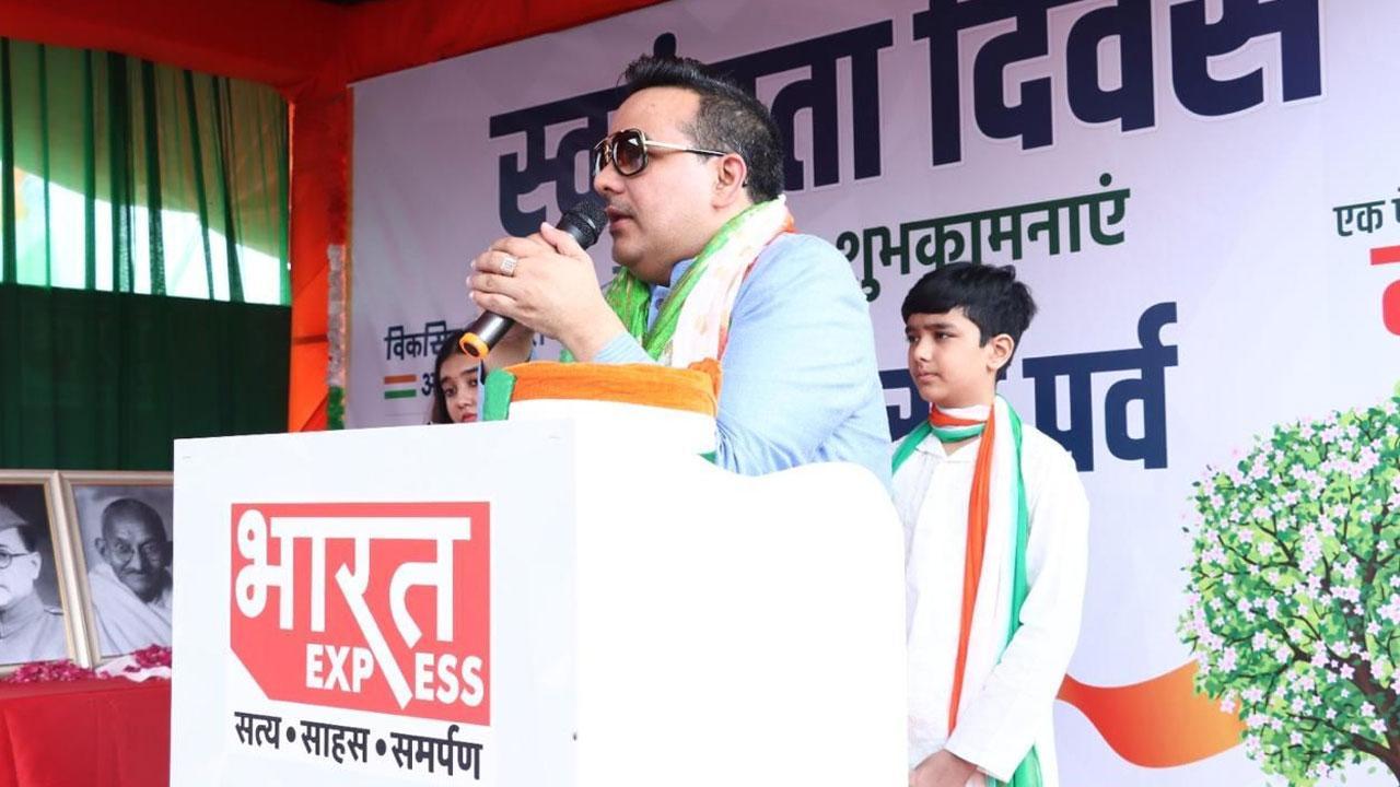 Independence Day Ceremony: Bharat Express CMD, Upendrra Rai, Pays Tribute to Martyrs, Emphasizes 'Nation First' and Urges Dedication to Country and Humanity
