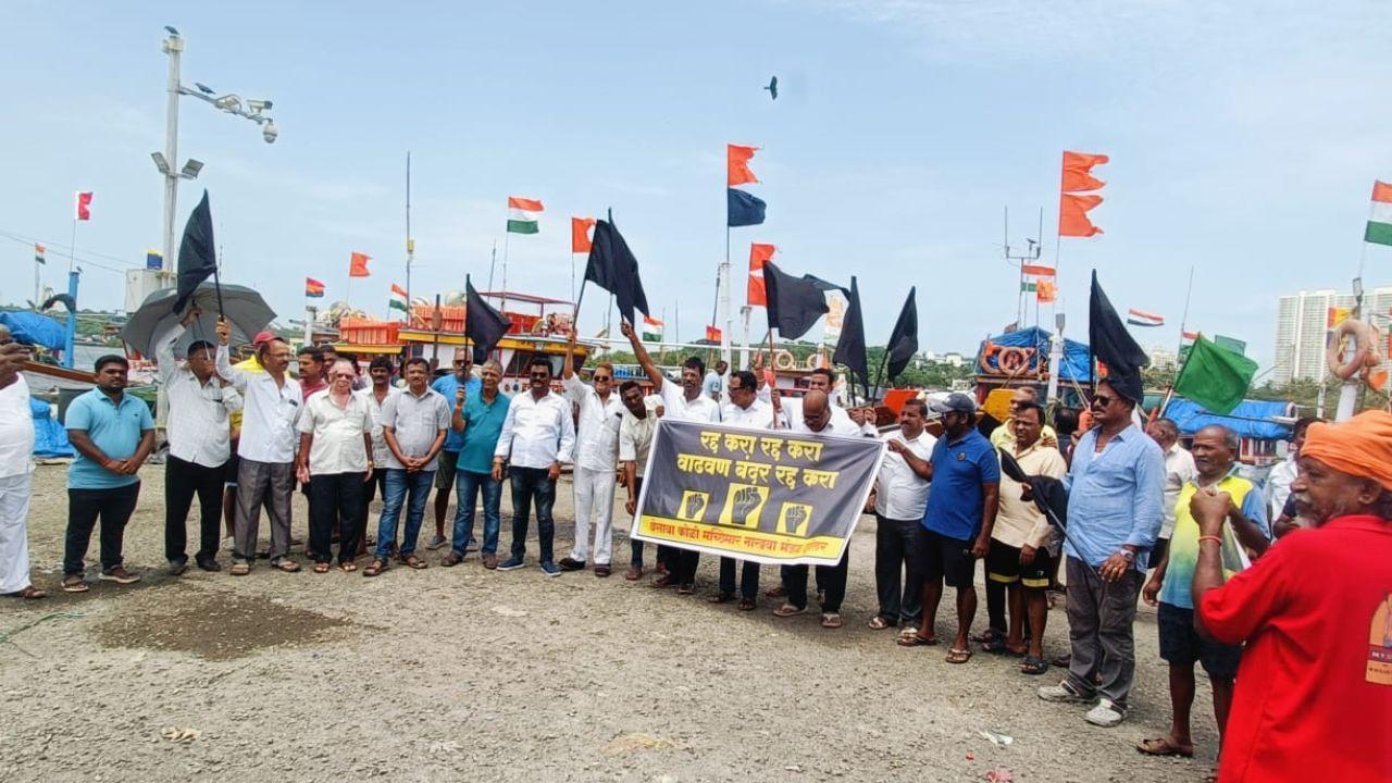 Locals in Maharashtra's Palghar district staged a protest on August 30 against the deep-water port which will be coming up in Vadhvan.