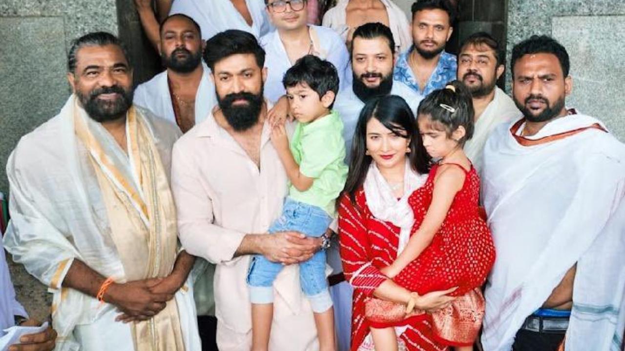 Actor Yash visits pilgrimage centres in coastal Karnataka