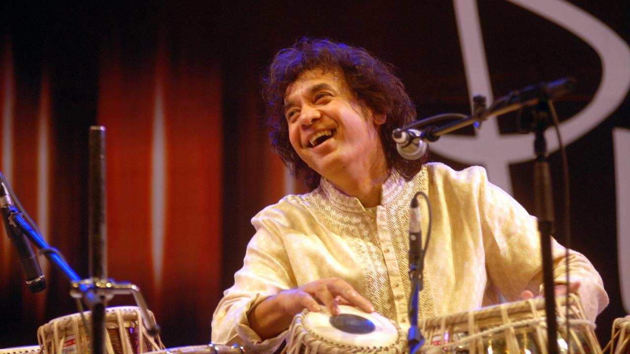 Zakir Hussain at the concert 'Pulse', which also featured other music legends like Niladri Kumar, Ranjit Barot, Ganesh Rajagopalan and Sridhar Parthasarathy at Shanmukhanand Hall, Sion, Mumbai