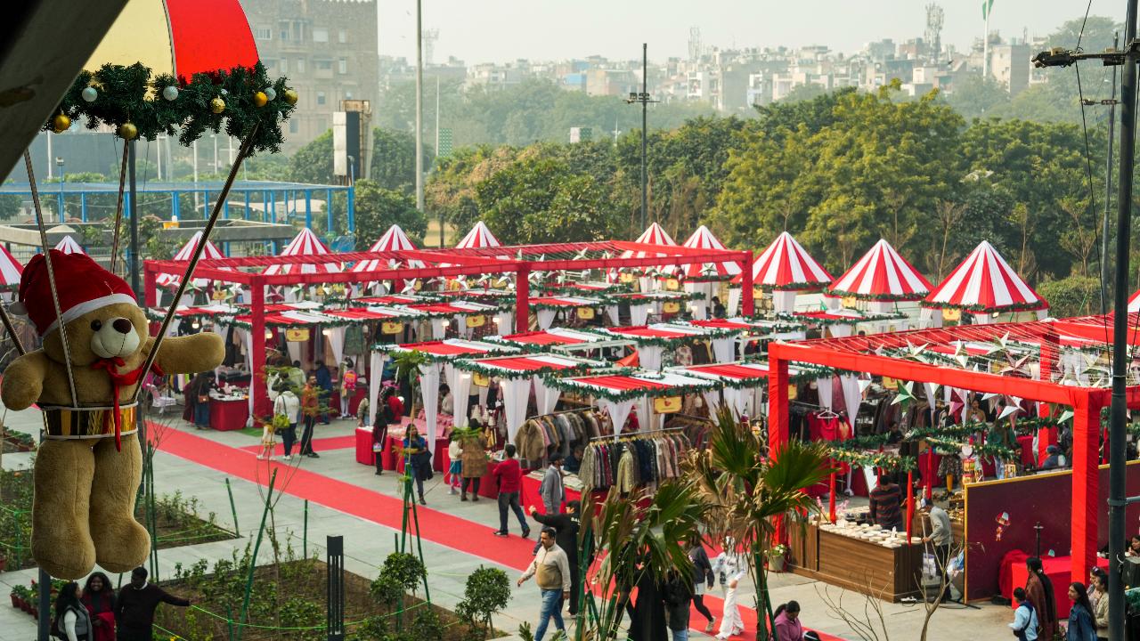 Visitors during pre-Christmas celebrations, at Nexus Select Citywalk in New Delhi (Pic: PTI)