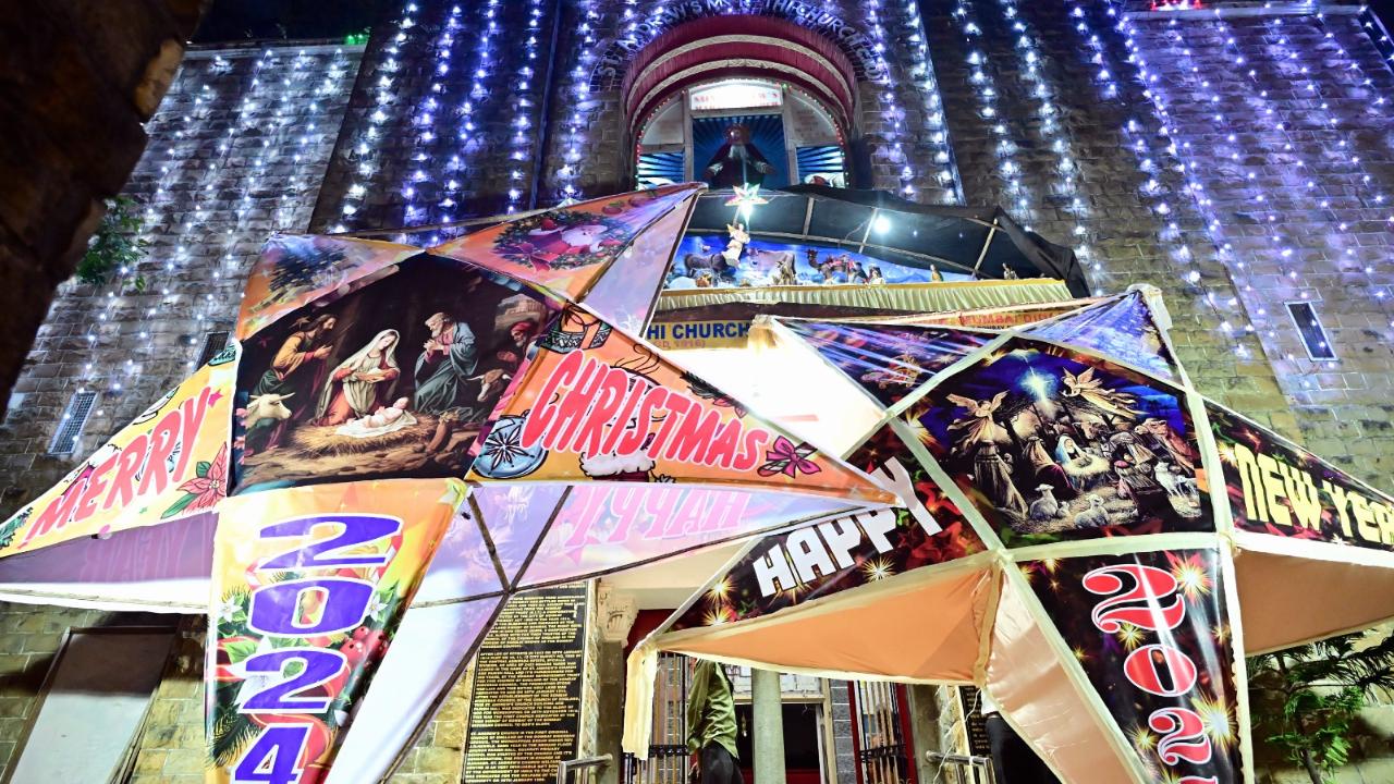 St. Andrew's Marathi Church lit up on the eve of Christmas and New year at Agripada in Mumbai (Pic: Shadab Khan)