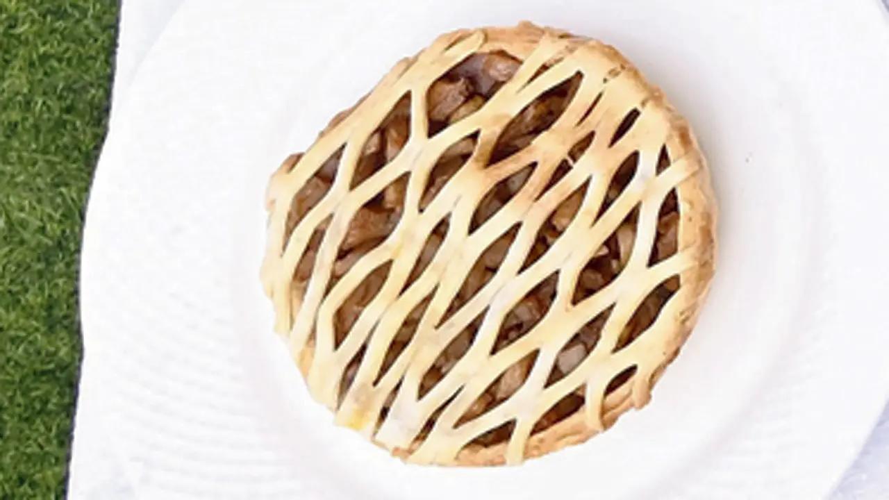 Apple thyme pie, Pie & Co, Mumbai