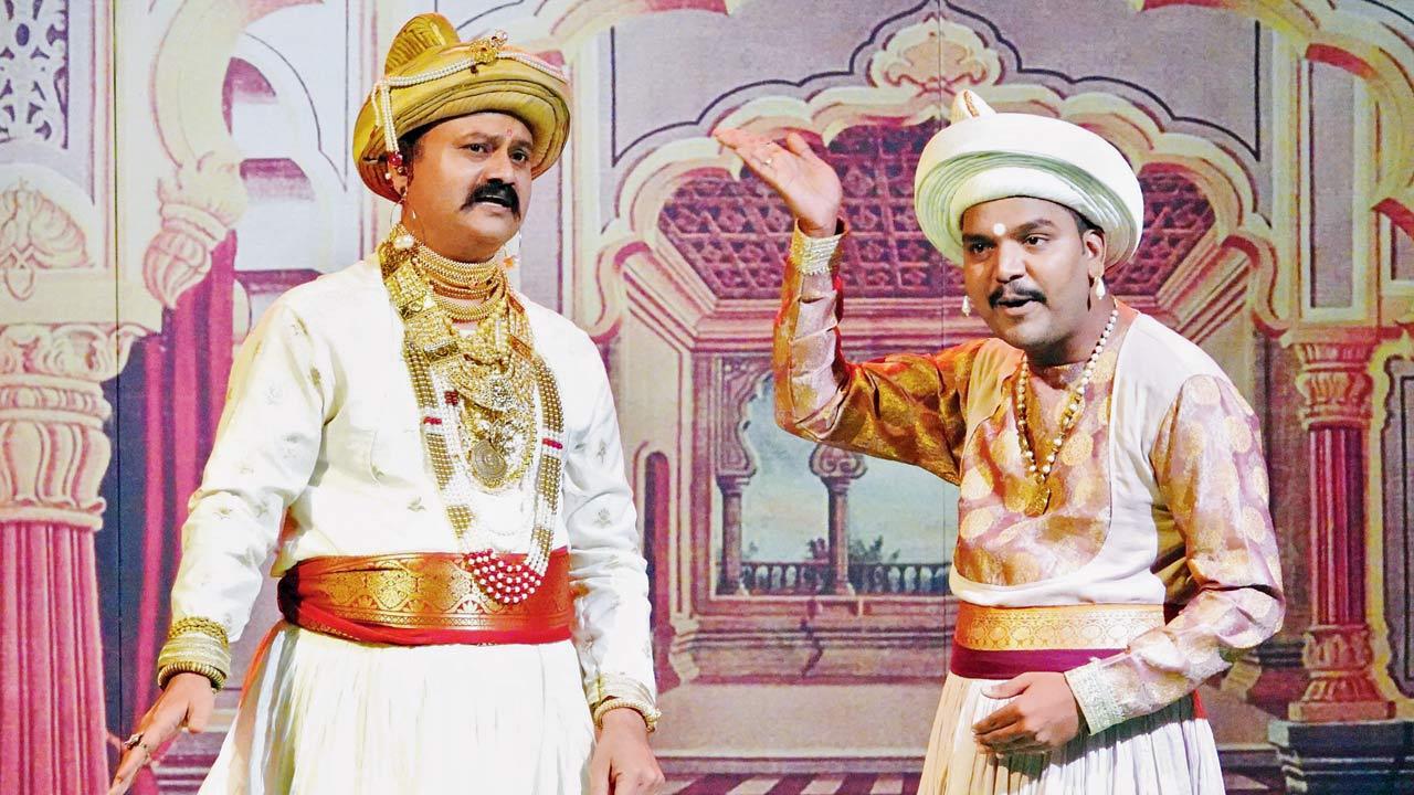 A slapstick note in the new Marathi musical, Gosht Sanyukta Manapmanachi