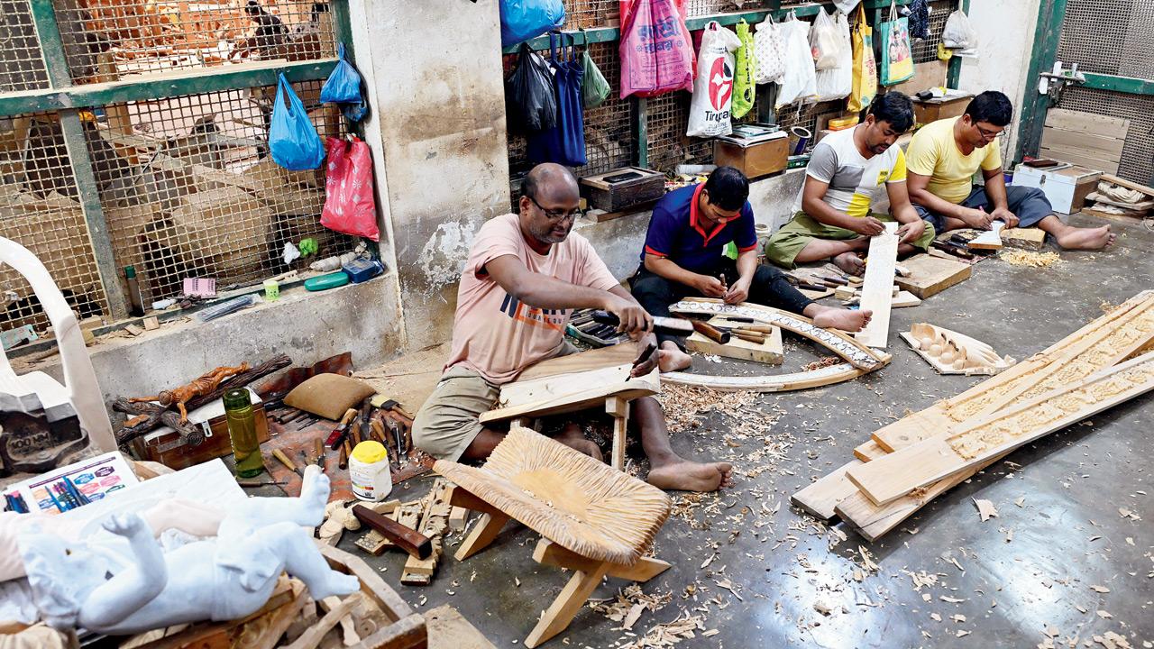 Artisans at the Giriz workshop. PICS/Sayyed Sameer Abedi