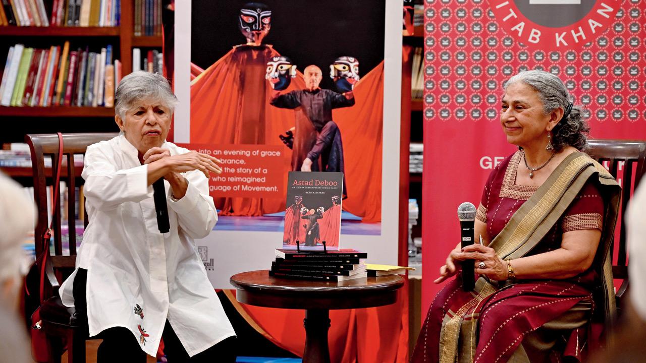 Astad Deboo’s sister (left) Gulshan in conversation with Ketu Katrak at the launch of the biography. PIC/ATUL KAMBLE