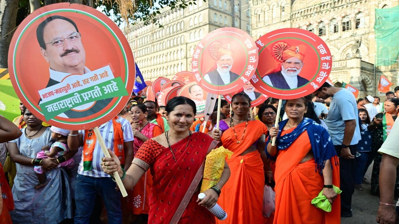 A large number of women have arrived at Azad Maidan. The previous Mahayuti government's 'Ladki Behen Yojana,' under which women from economically weaker sections received Rs 1,500 every month, has been a huge success