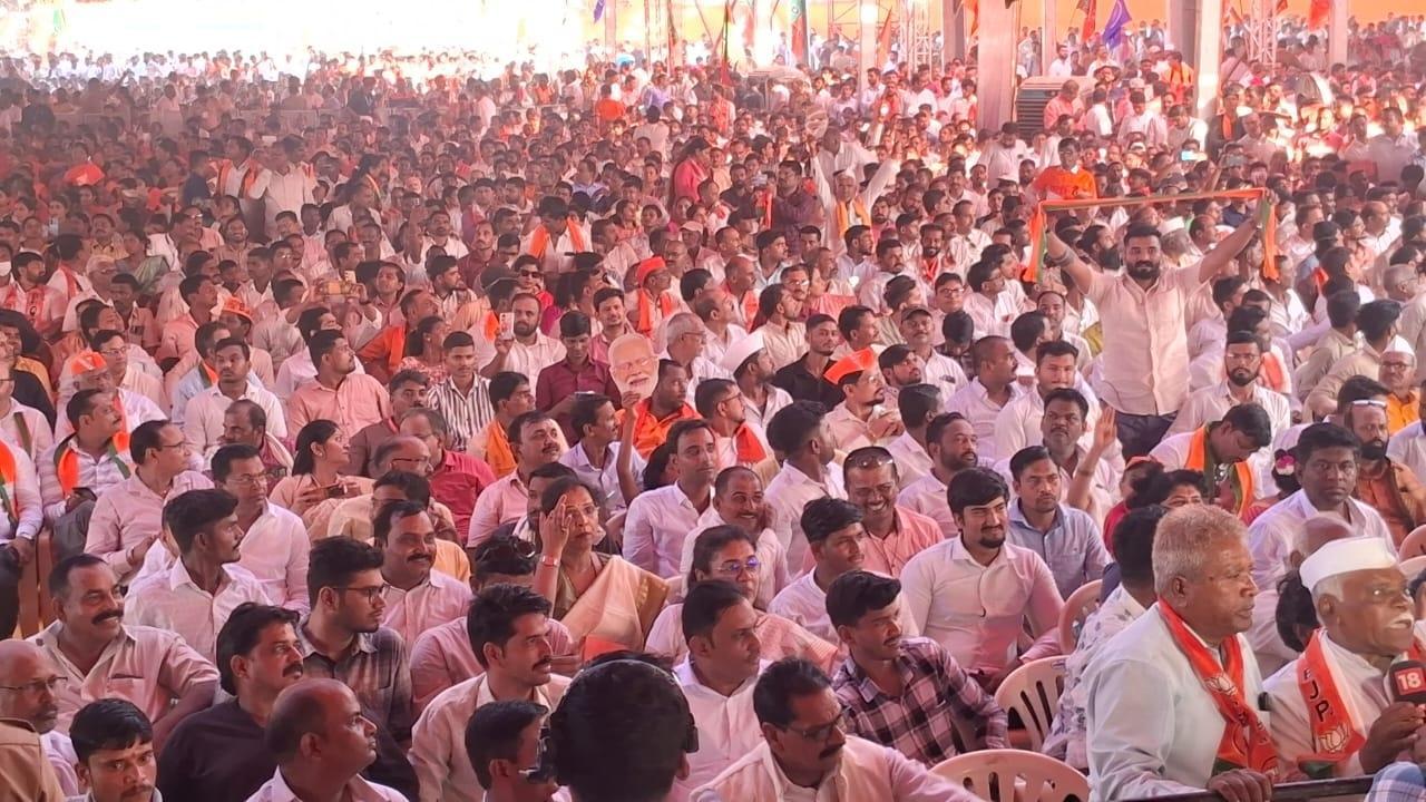 Maharashtra CM oath ceremony: Mahayuti supporters assemble at Azad Maidan