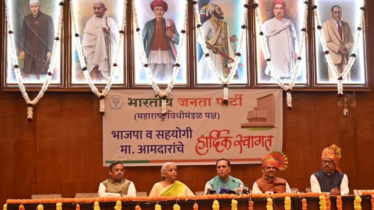 BJP Central observer for Maharashtra, Vinod Tawde, Union Minister Nirmal Sitharaman, former Gujarat CM Vijay Rupani, BJP MLA Chandrashekhar Bawankule, and Devendra Fadnavis at the meeting in Vidhan Bhavan. 