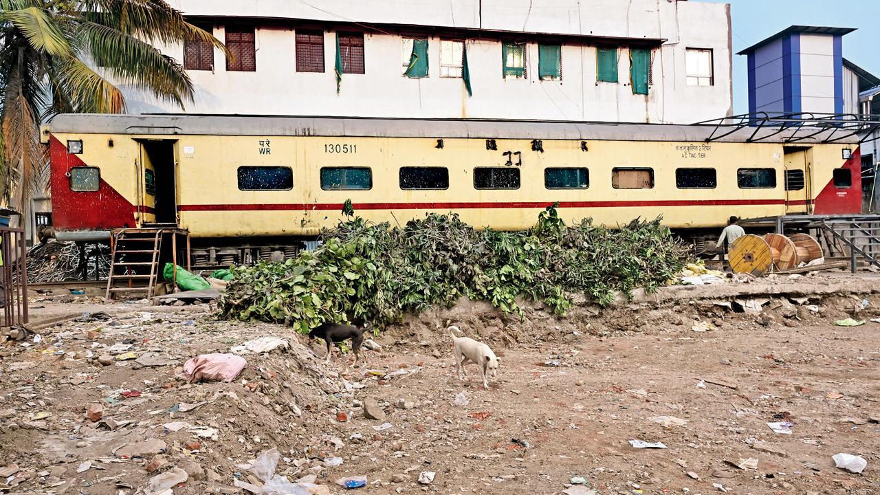 Mumbai: Massive wall demolished at Bandra station for open space development