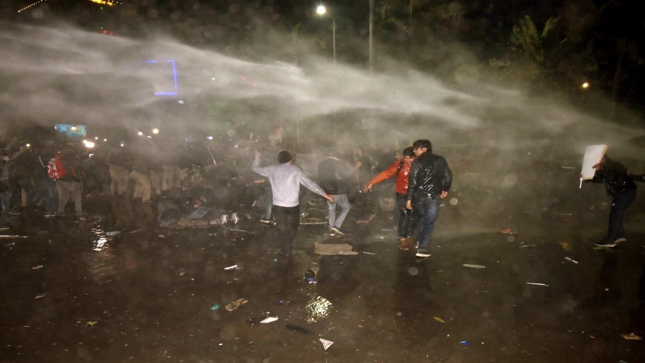 According to Superintendent of Police (City) Sweety Sahrawat, the protesting students pushed the cops after which they used water cannon on them