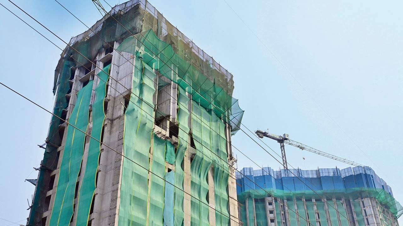 A construction site in Borivli was shut on Tuesday. Pics/Nimesh Dave