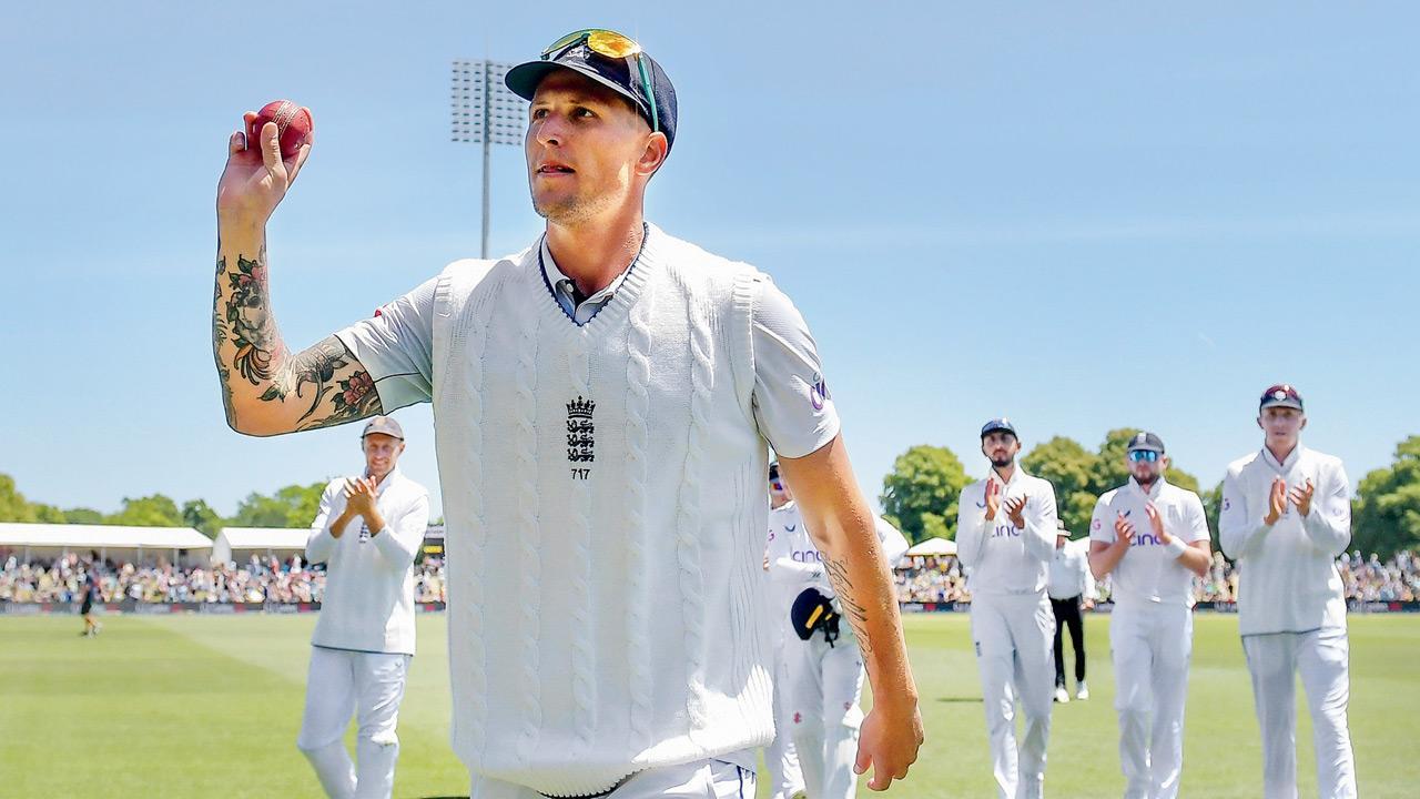 Brydon, Bethell help England crush Kiwis