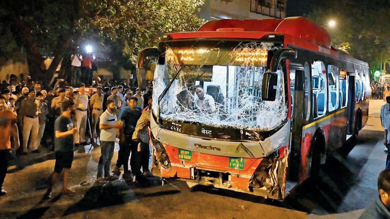 Mumbai: Pedestrian run over by a BEST bus near CSMT