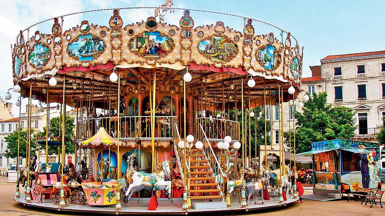 Mumbai: Ex-BJP corporator says BMC is anti-Colaba, not developing tourist attraction