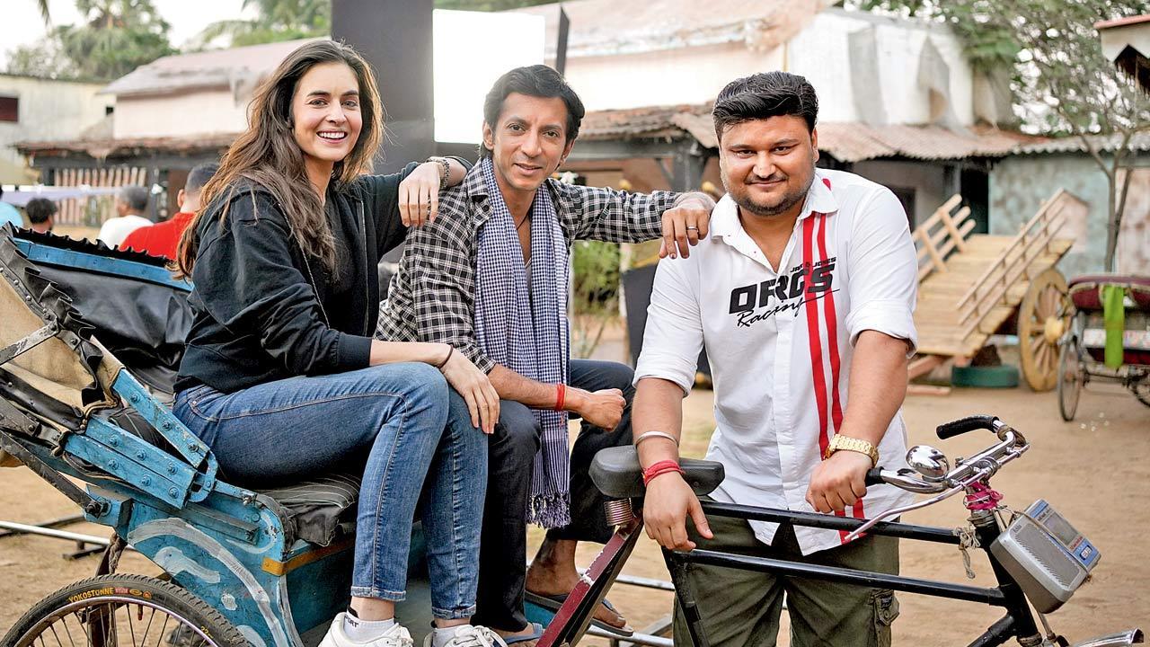 Anshuman Jha to work with Australian actor Sarah Hopkins in Welcome to Agra