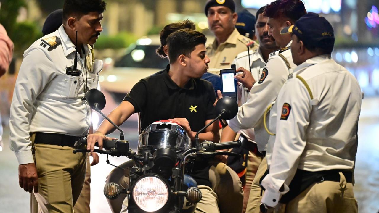 In a post on X, the Mumbai police warned of action against those found in inebriated condition at public places during the celebrations