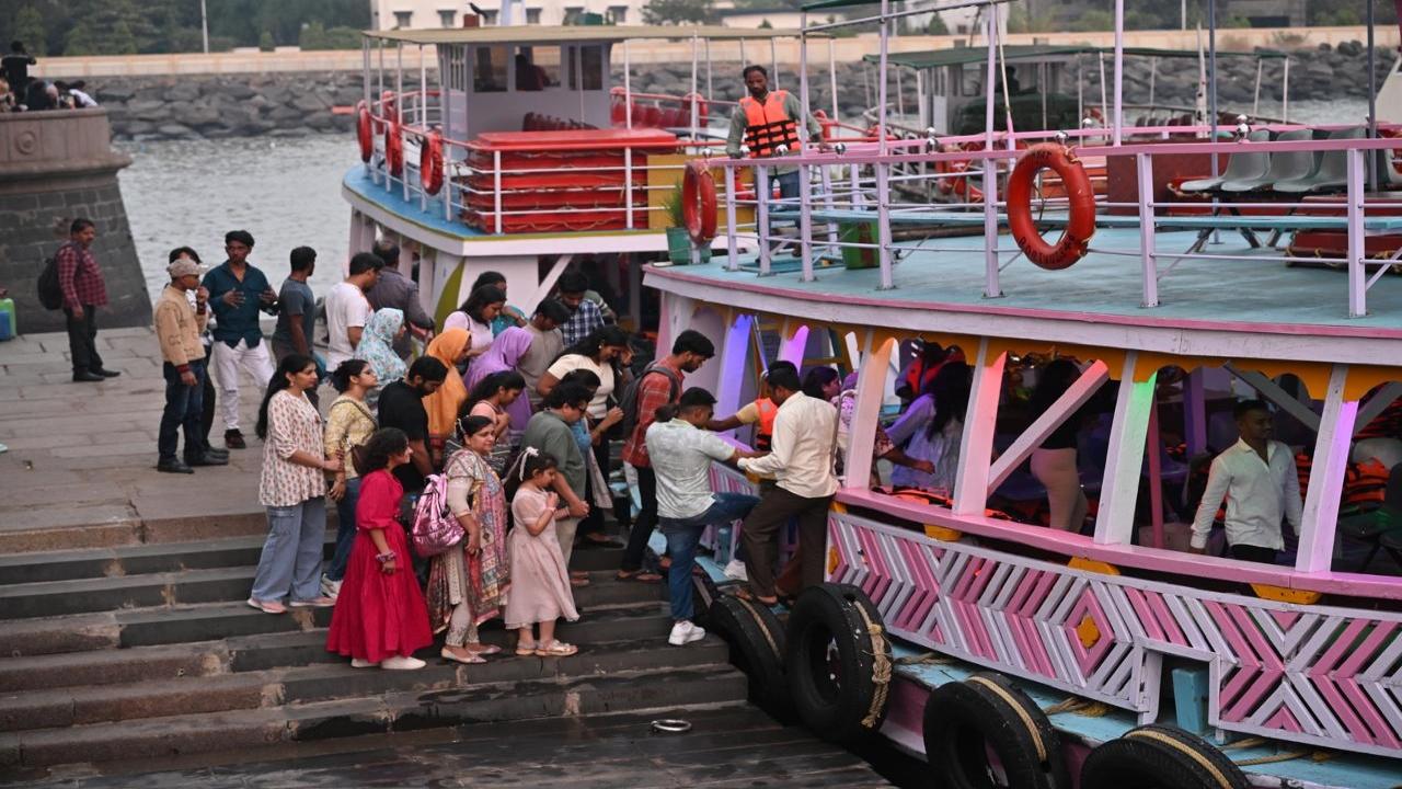A case has been registered against the Navy craft officer in Colaba Police Station. The Navy has also launched a probe into one of the deadliest crashes in the city's harbour area