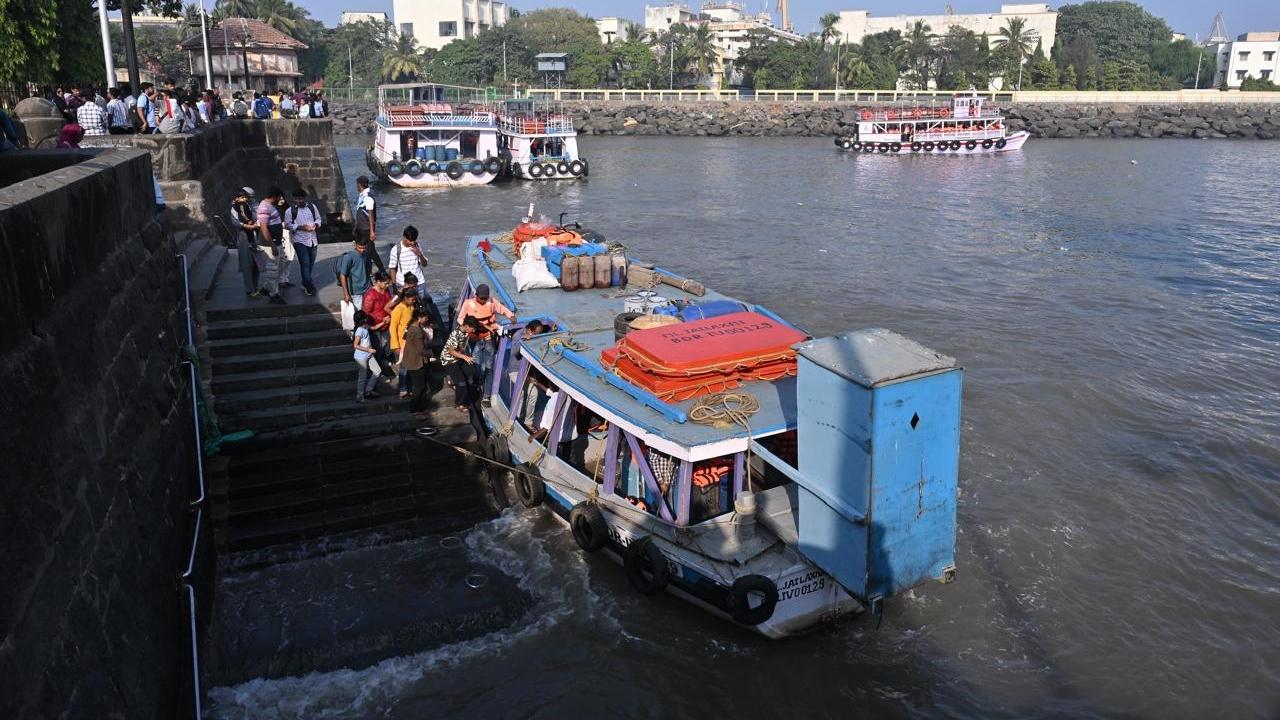 The body of a 7-year-old boy missing after the ferry-Navy craft collision off Mumbai coast was found on Saturday morning, taking the death toll in the December 18 tragedy to 15, officials said