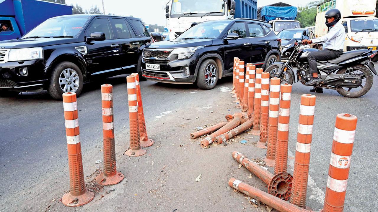 Congested spot at in Ghatkopar East. PIC/RAJESH GUPTA