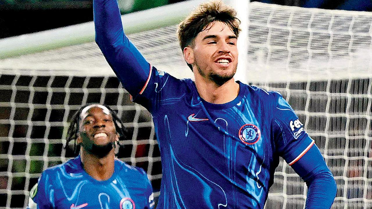 Guiu ’tricks as Chelsea rout Shamrock 5-1