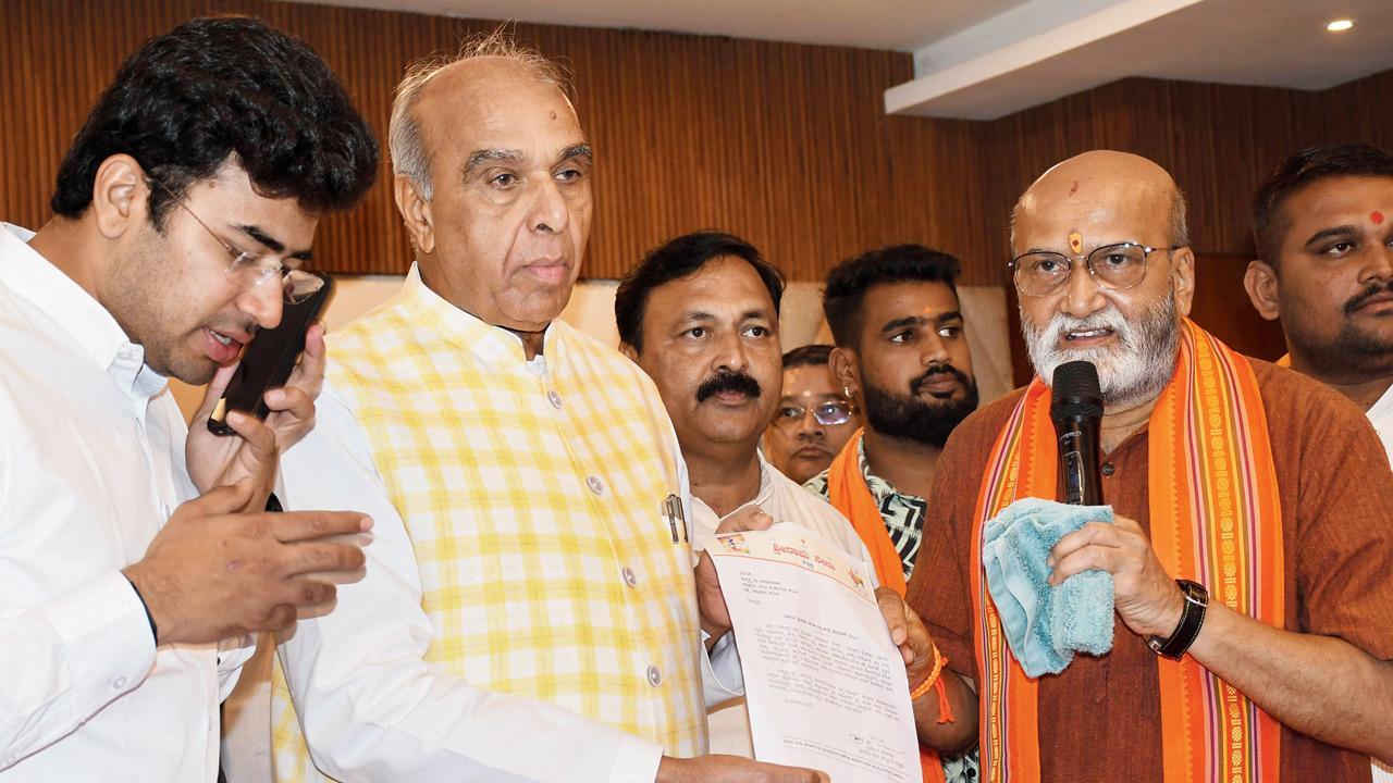 Waqf panel seeks details of ‘unauthorised’ properties