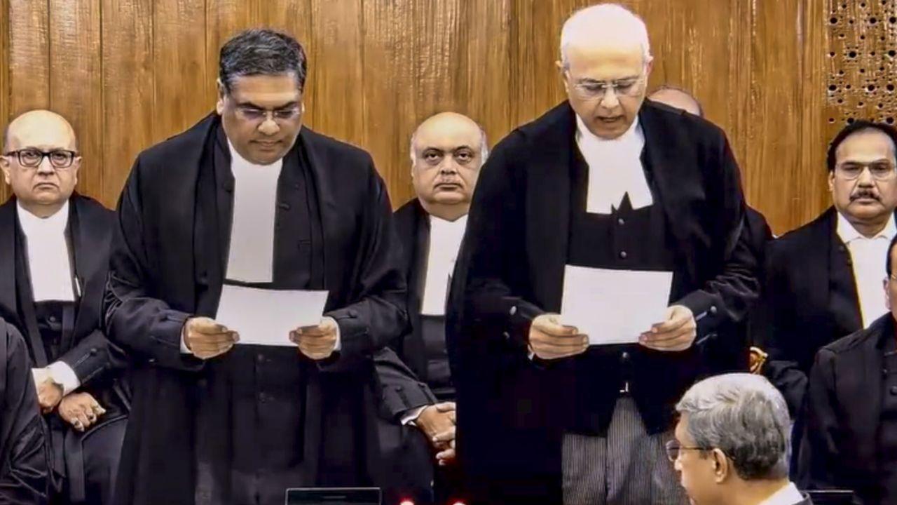 Justice Manmohan sworn in as Supreme Court Judge by CJI