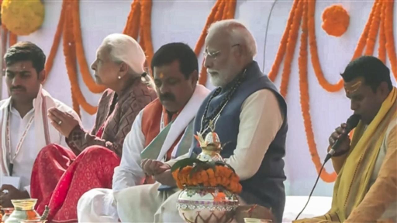 The Prime Minister will inaugurate major temple corridors such as Bharadwaj Ashram, Shringverpur Dham, and Akshayvat to ease access for devotees. The launch of the Kumbh Sah'AI'yak chatbot will provide devotees with guidance and event updates during the Maha Kumbh 2025.