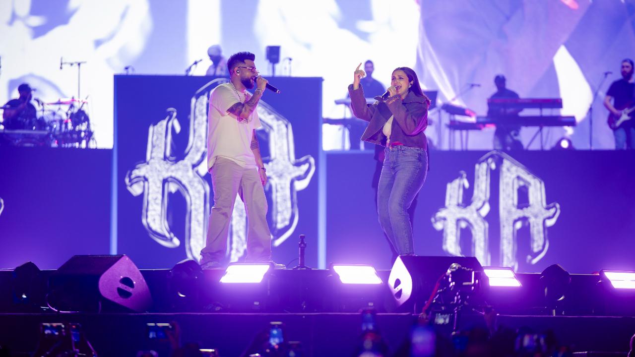 Among Bollywood celebrities, it was not only Vicky Kaushal but also Parineeti Chopra who made a quick appearance referring to Aujla as her brother as they performed on ‘Phela Lalkare’ from Chamkeela