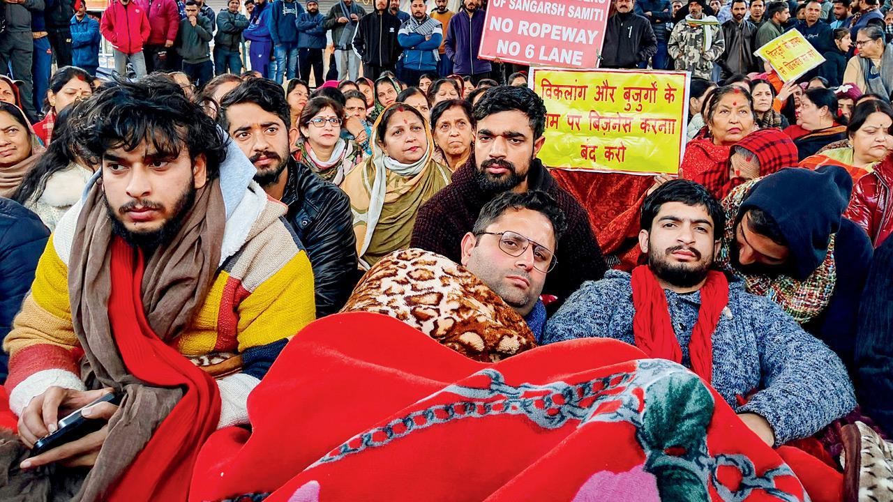 Jammu and Kashmir: Anti-ropeway project agitation intensifies