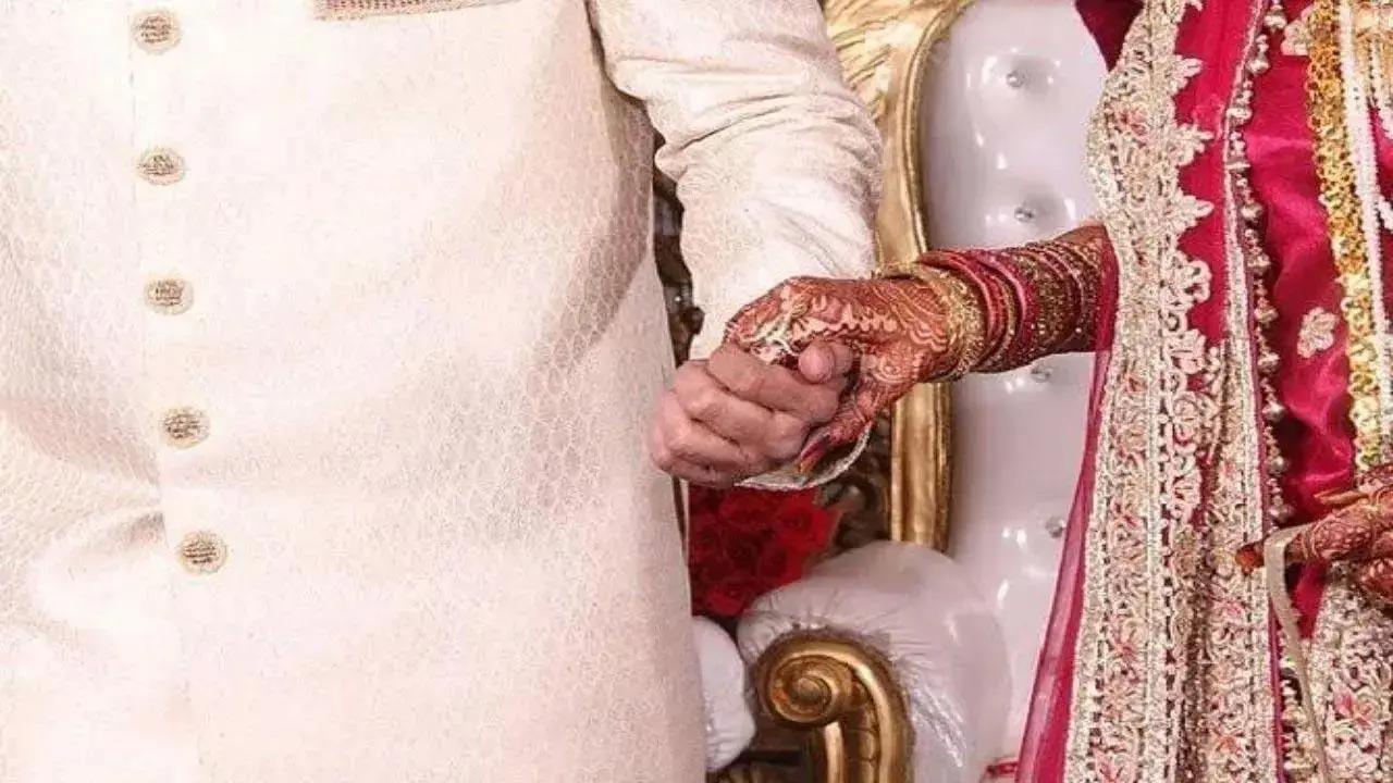12 booked for allegedly forcing Thane teen into marriage