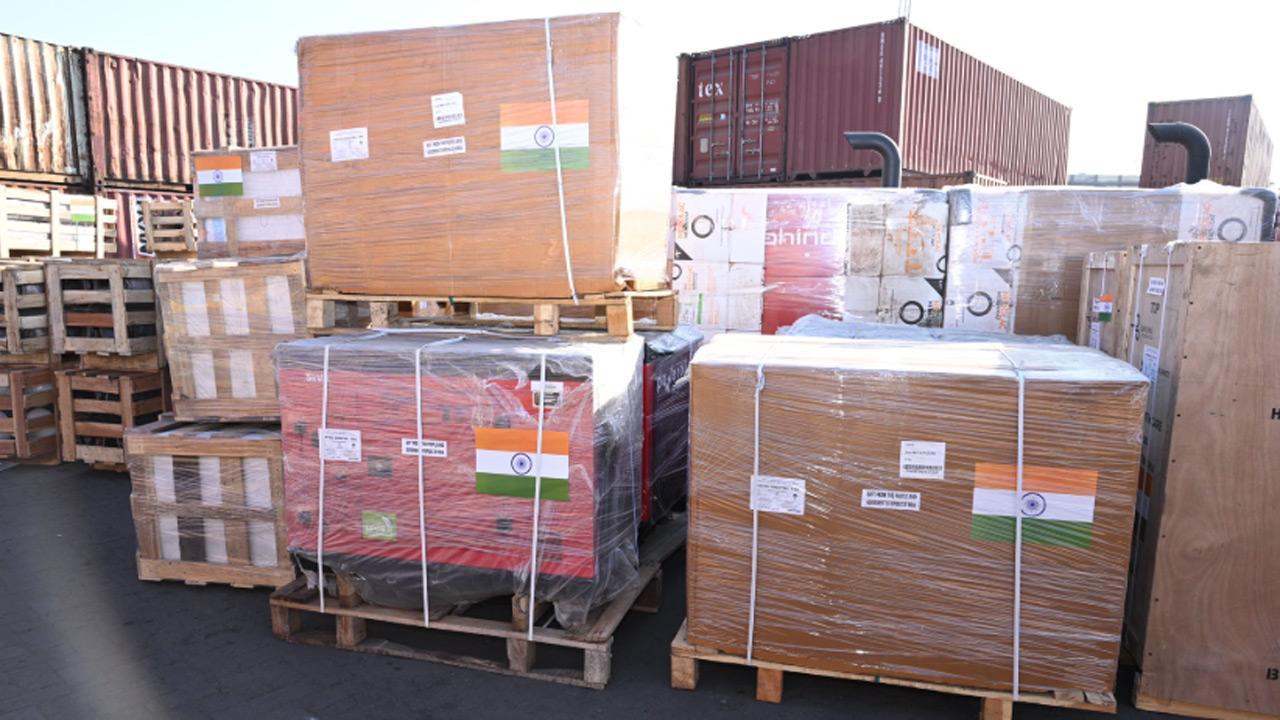 India sends 60 tonnes of medical assistance to Jamaica