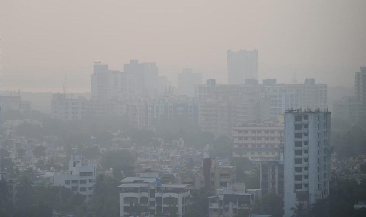 Mumbai weather updates: City witnesses rise in temperature, AQI at 127; check temperature, air quality here