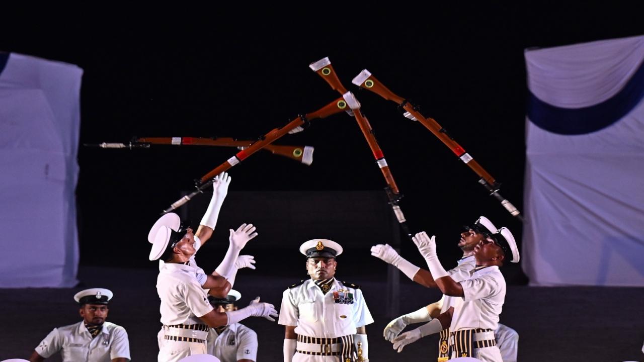  The Navy's acclaimed musical band, alongside a mesmerising continuity drill by personnel of Western Naval Command, displayed discipline, precision, and the rich tradition of the Indian Navy