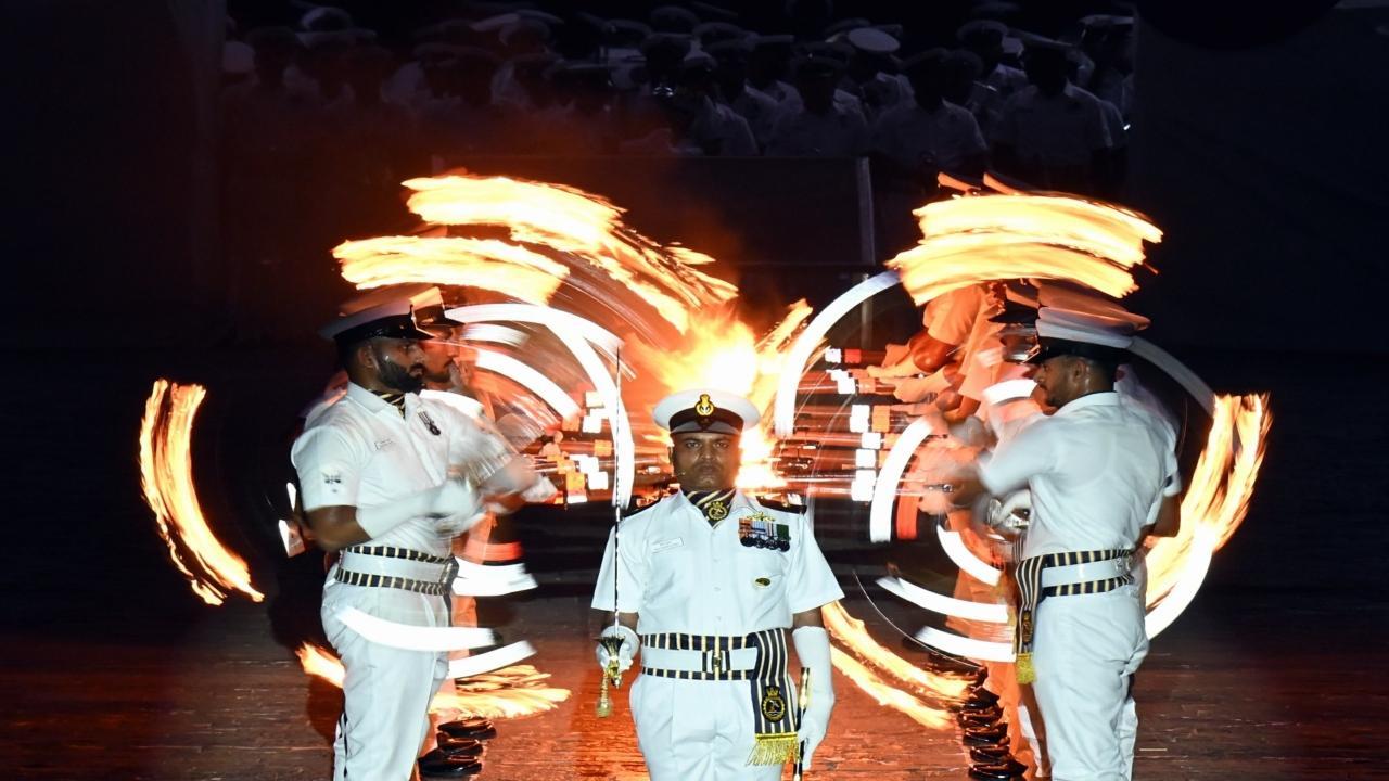 Navy Day 2024: Spectacular Beating Retreat and Tattoo Ceremony held in Mumbai